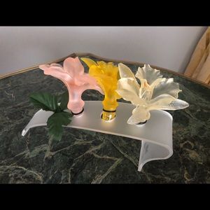 FlashDue ClearHolder w/3 Wine Stoppers Flowers,New